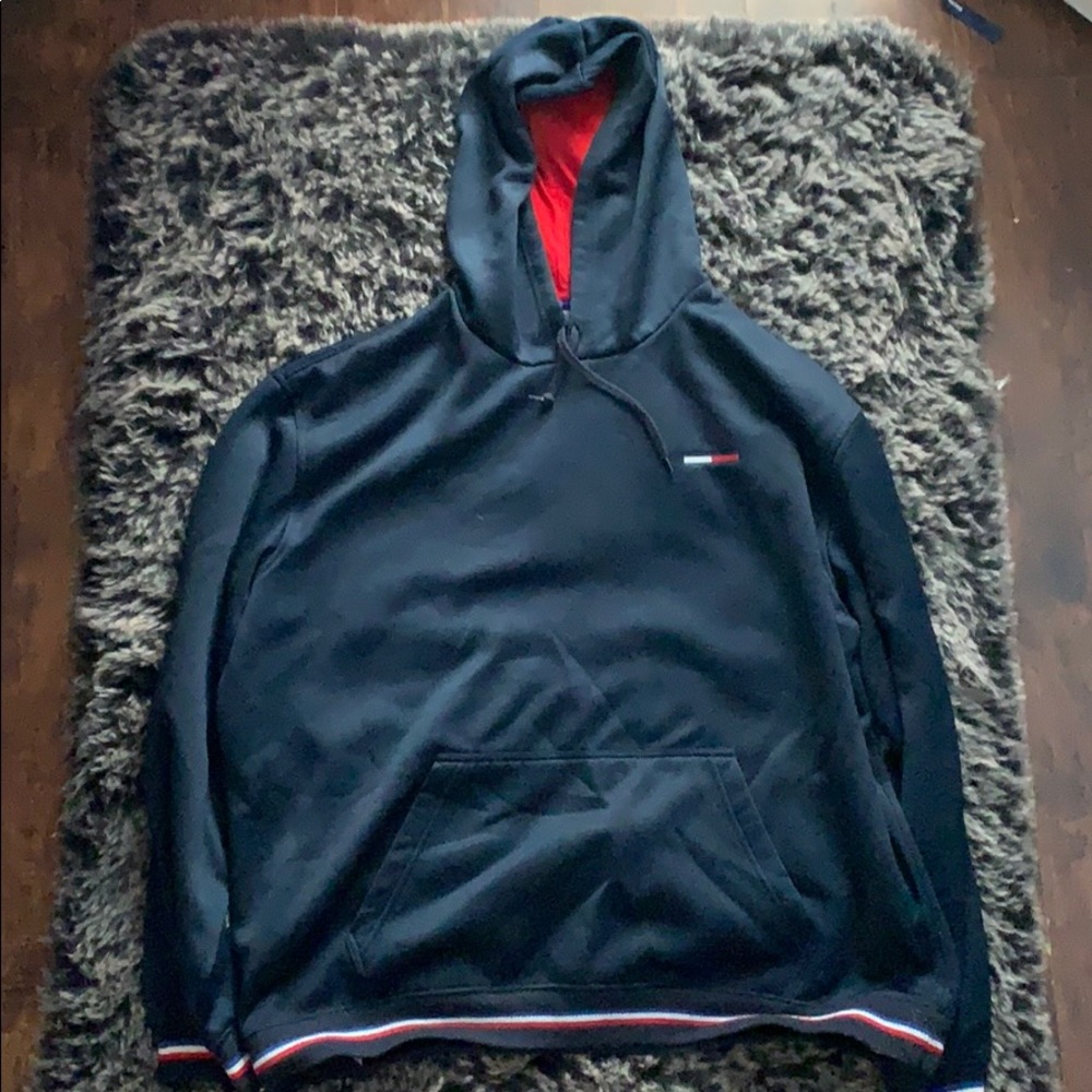 Tommy H. Hoodie